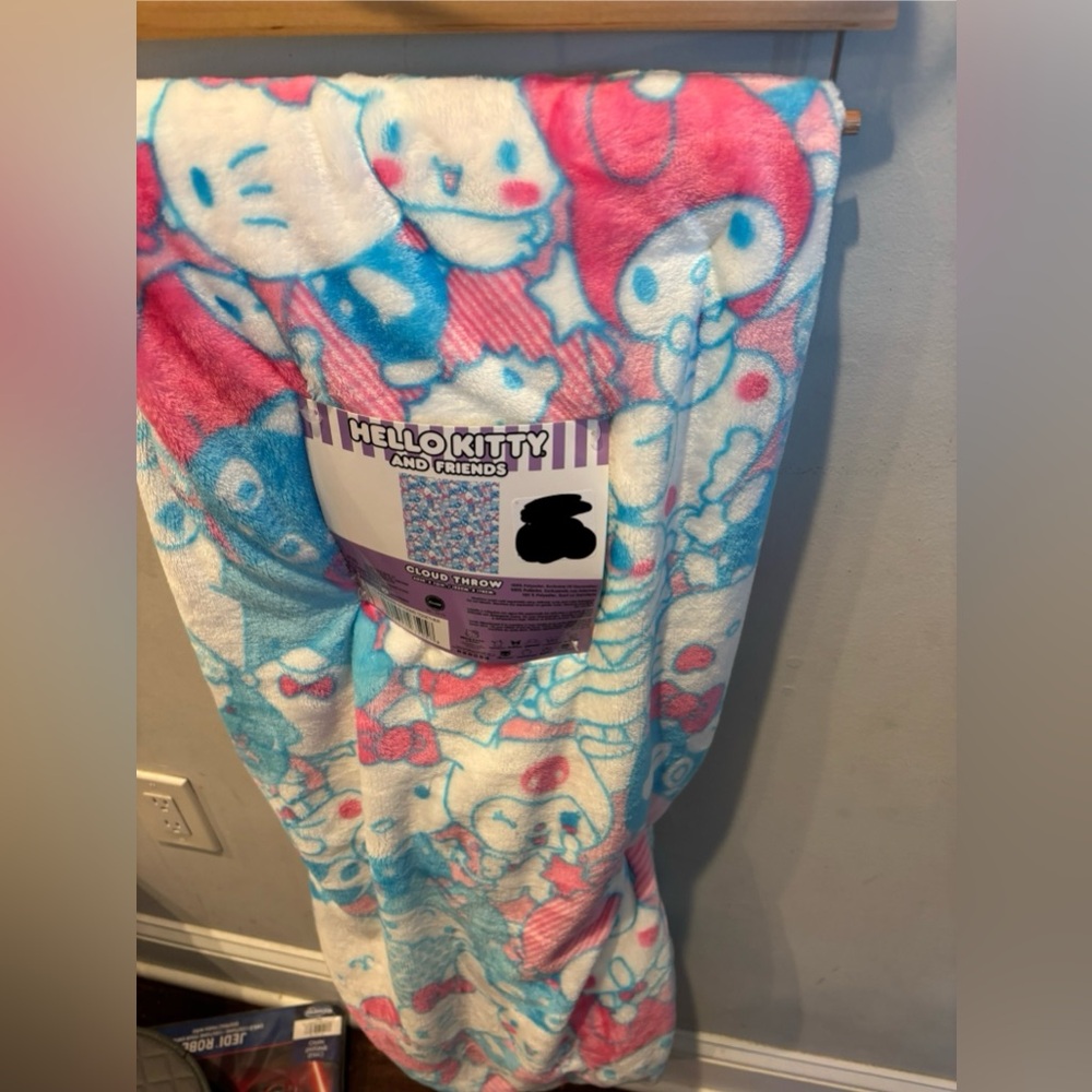 Hello kitty and friends blanket